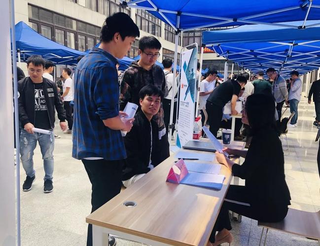 上海前端招聘，薪资多少？要求怎样？-图1