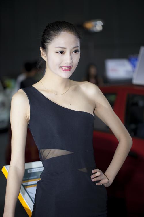 东营招聘车模有何具体要求与待遇？-图2