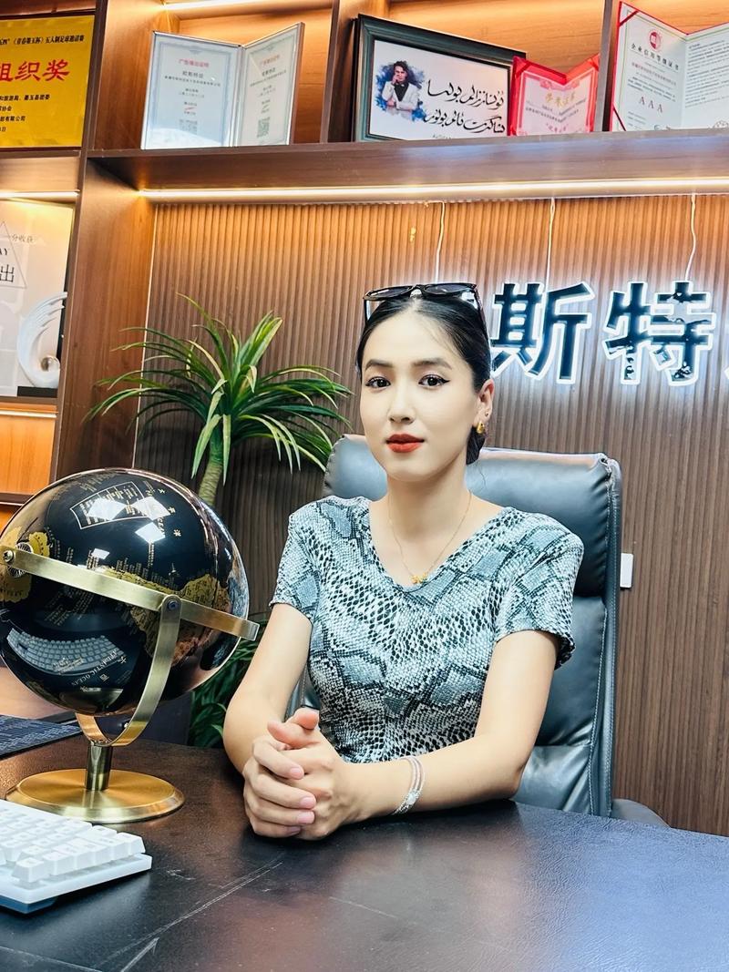 神首微商赚钱模式是怎样的?-图2 神首微商赚钱模式是怎样的?-图2