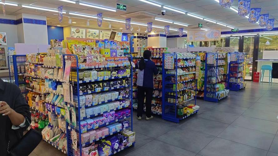 罗盘酒店招什么岗?薪资福利如何?-图1 罗盘酒店招什么岗?薪资福利如何?-图1