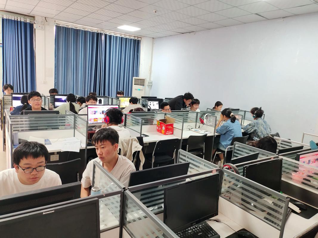 苏州网站建设培训学校哪家好？-图1