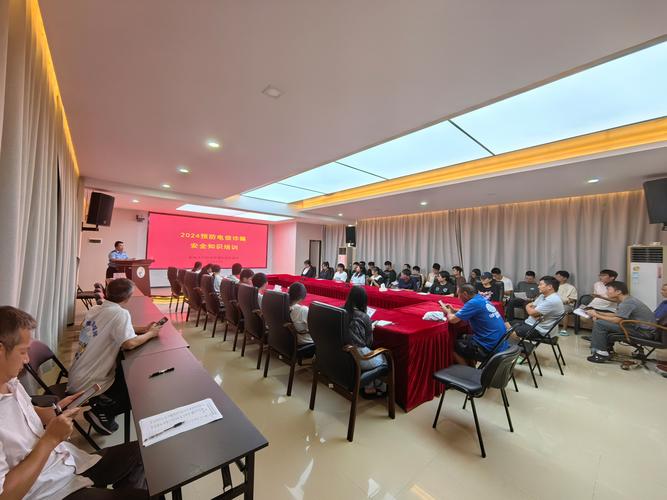 深圳网站建设培训班哪家好？-图1