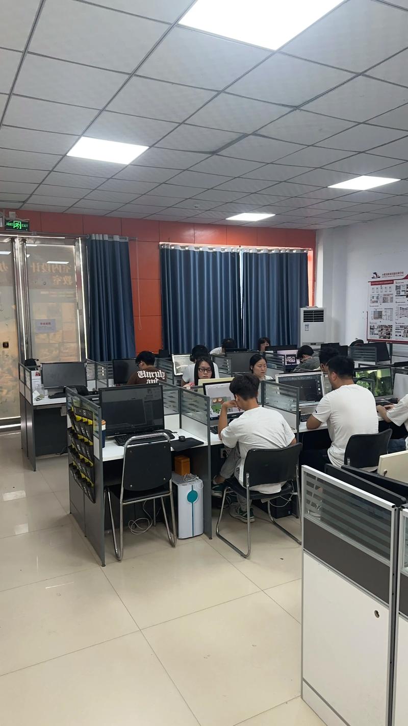 成都网站建设培训班哪家好？-图3